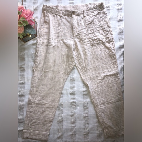 Old Navy Cream High Waisted 100% cotton pants - Picture 2 of 5